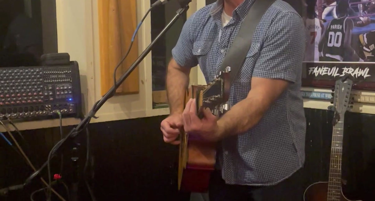 Solsbury Hill live at Casey's Pub